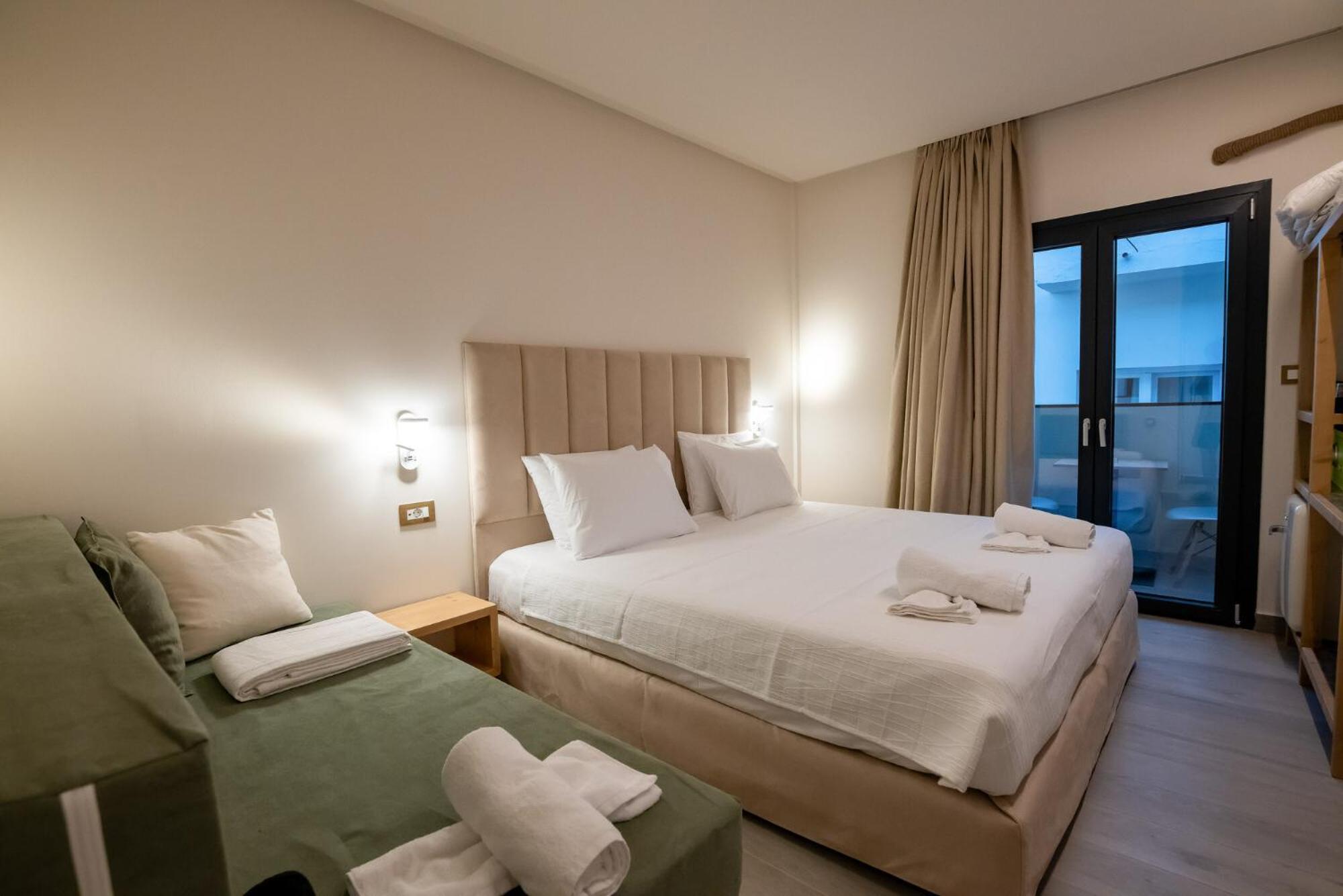 Ocean 11 Hotel Skiathos stad Exteriör bild